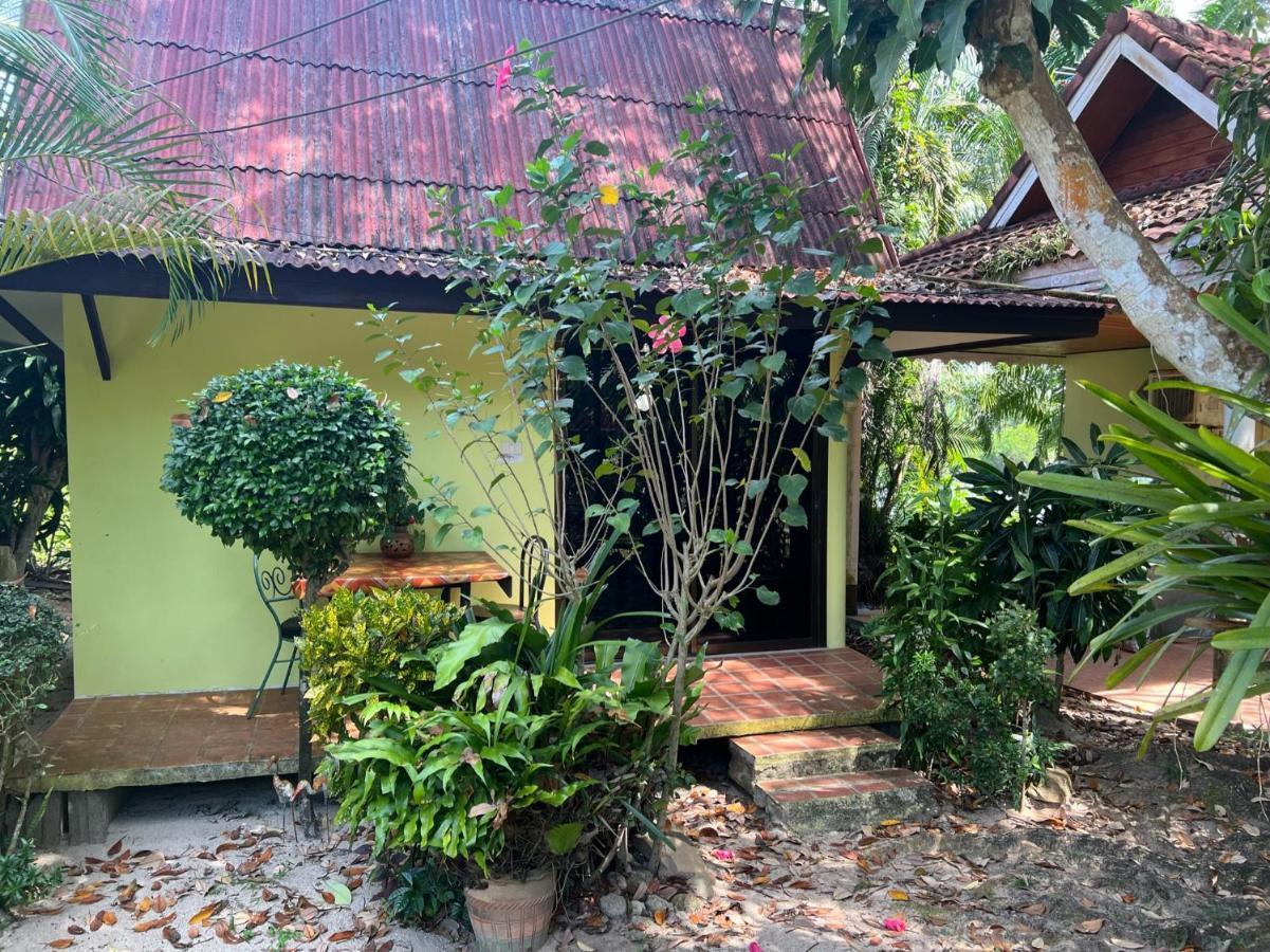 Garden Bungalow Resort 泰孟 外观 照片